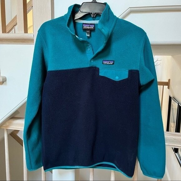 Patagonia  Lightweight Synchilla Snap-T Pullover in Elwha Blue S - Picture 3 of 9